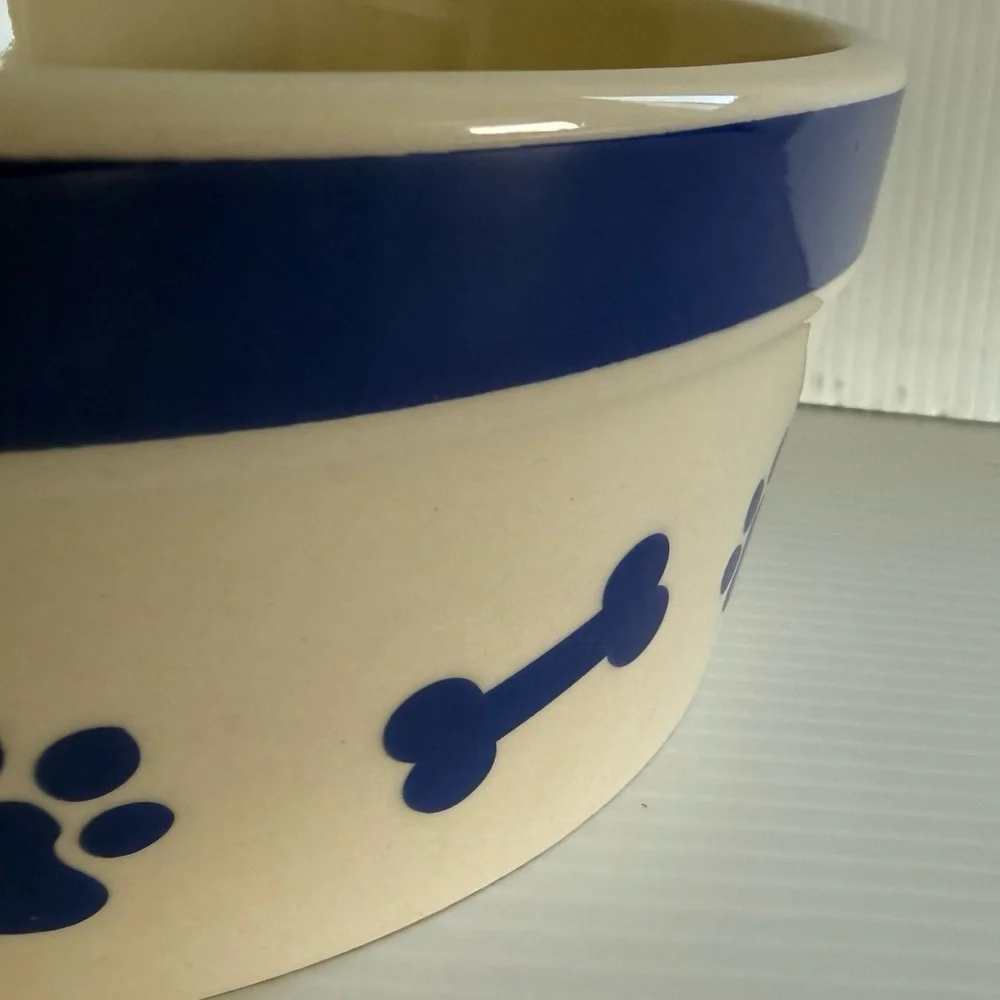 BONE AND PAWS Large Dog Bowl
